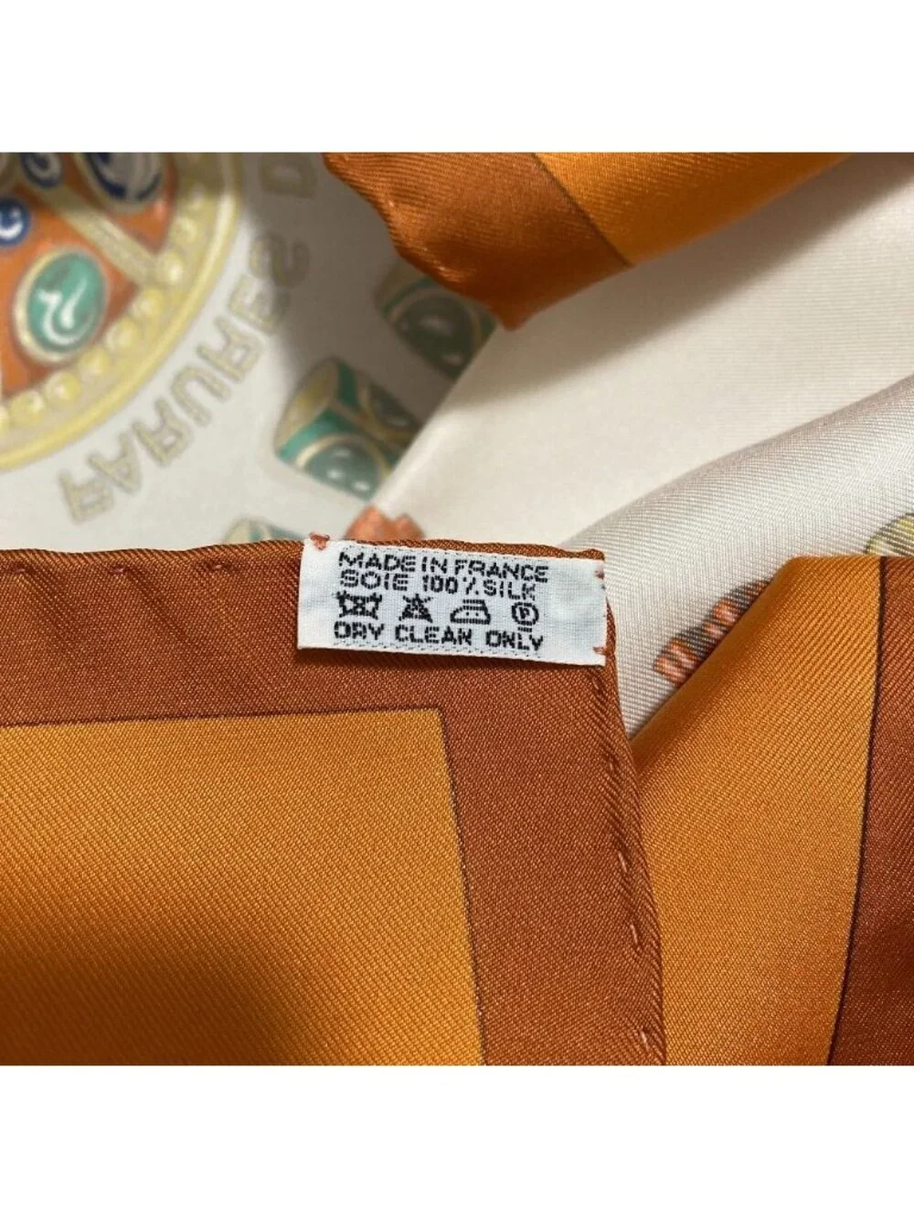 ★SOLD★ Hermes Parures Des Sables Carre 90 Desert Silk Scarf Orange - Picture 8 of 9